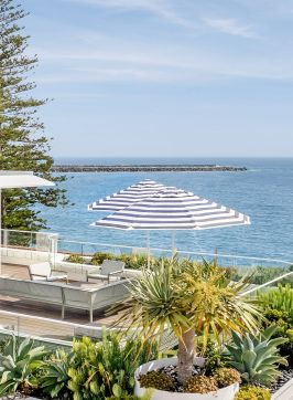 Scenic view from the rooftop of the Surf Club, Yamba