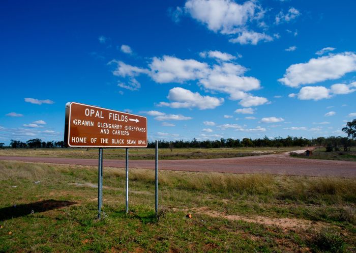 Great Inland Way, Road to Opal Fields in Walgett Shire, Lightning Ridge Area