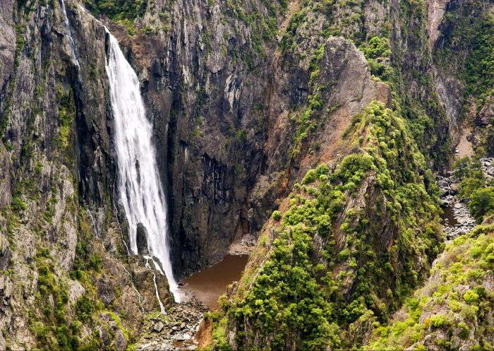 Wollomombi Falls in Wollomombi, Armidale area, Country NSW