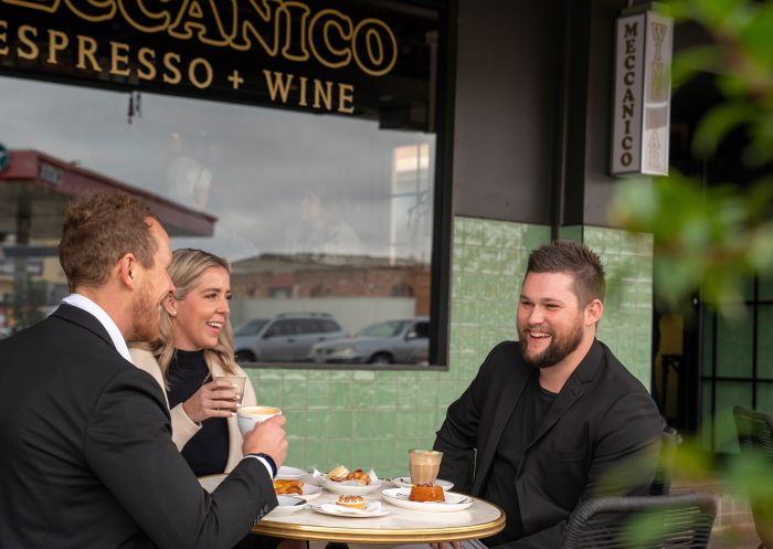 Group enjoying breakfast at Meccanico, Wagga Wagga