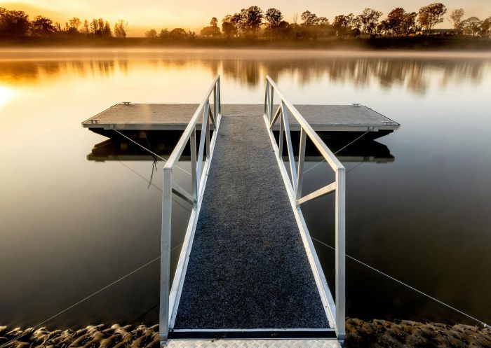 BIG4 Big River Pontoon at BIG4 Big River Holiday Park, Grafton