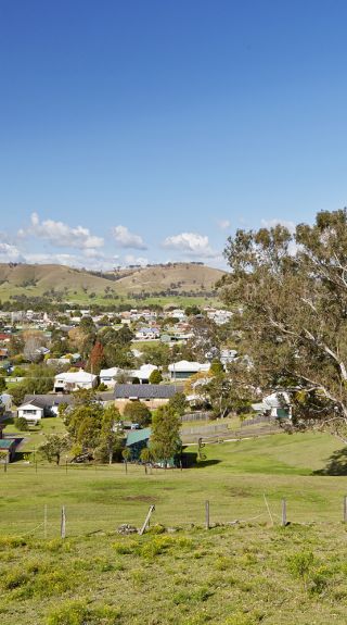 Scenic town and country landscape surrounding Dungog
