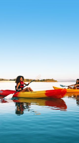 Kayaking on Lake Macquarie - Jetbuzz Watersports