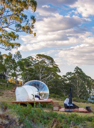 The Virgo Bubbletent located halfway between Lithgow and Mudgee with views overlooking the Capertee Valley