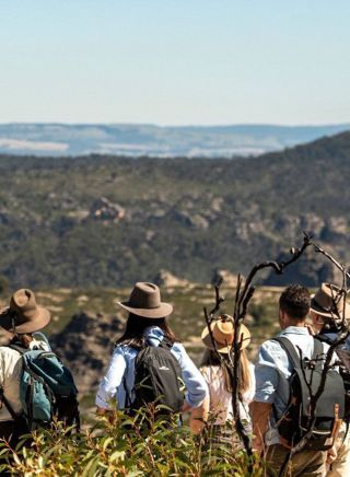 Group on a Wolgan Valley Eco Tour, Wolgan Valley