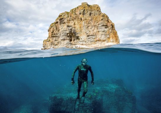 Freediver snorkelling in Jervis Bay with Dive Jervis Bay, South Coast